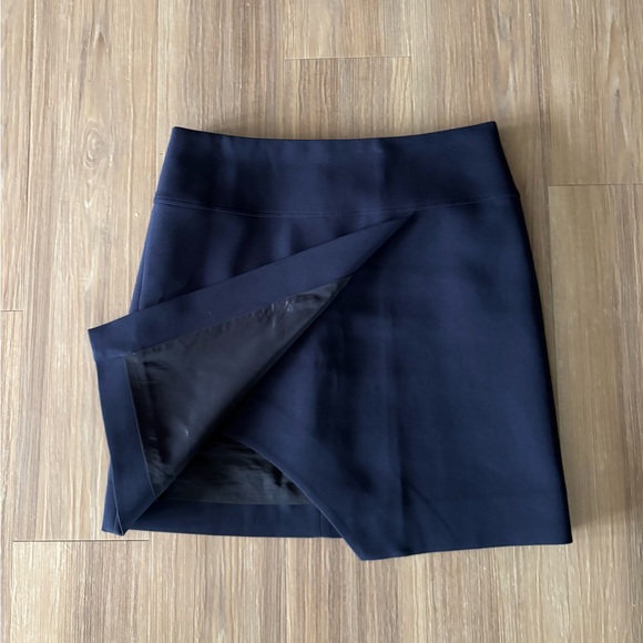 J. Crew Mini Skirt Navy Blue Wrap Crossover Lined Women 4 Preppy Office Academia - Picture 5 of 10
